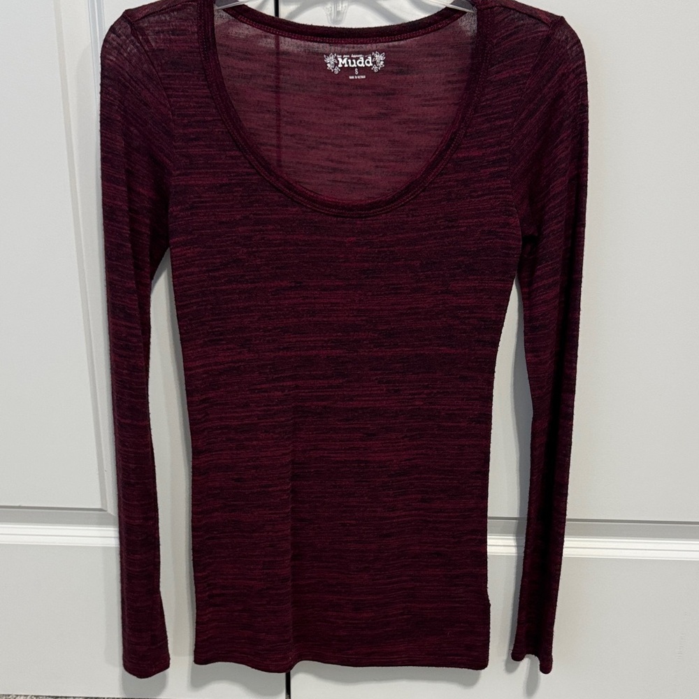 Women's Long Sleeve Maroon Top
